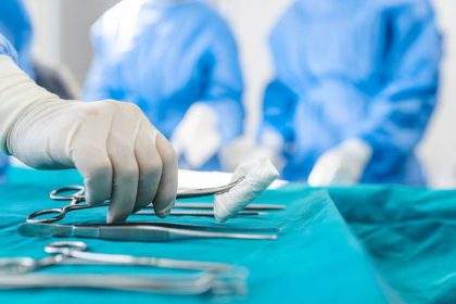 Na nove koleno alebo bedrovy klb si pockate