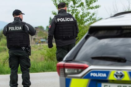 Na ulici za bieleho dna prepadol 81 rocnu zenu