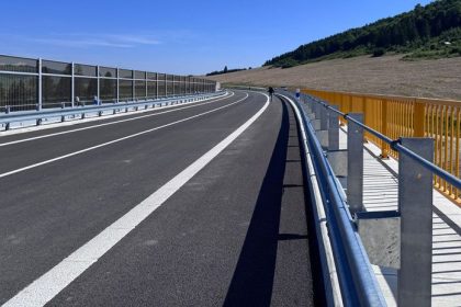 Otvorili novy usek R3 5 kilometrovy obchvat Tvrdosina