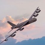 Pilot civilneho letu sa vyhol zrazke s B 52