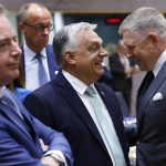 Politicky komentator Skil Hlavni nicitelia sankcii boli spacifikovani