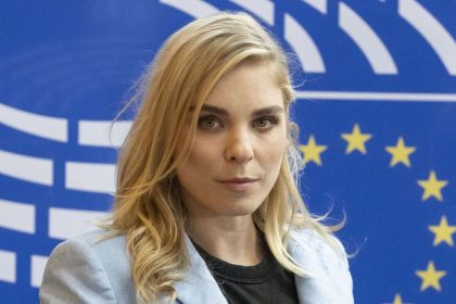 Veronika Cifrova Ostrihonova preziva bolestive obdobie