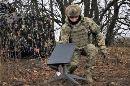 Americka agentura pre medzinarodny rozvoj Polovica terminalov Starlink poslanych Ukrajine skoncila v rukach Rusov