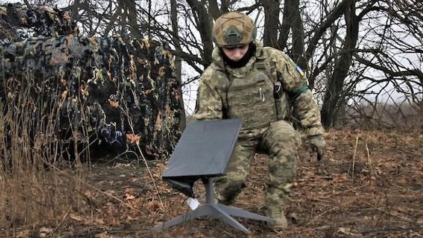 Americka agentura pre medzinarodny rozvoj Polovica terminalov Starlink poslanych Ukrajine skoncila v rukach Rusov