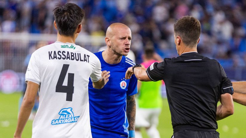 Cena za skrat Weissa bude drasticka UEFA udelila exemplarny trest Slovan mal kapitana vyskrtnut zo supisky