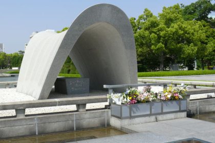 Co by sa stalo keby nedoslo k bombardovaniu Hiroshimy a Nagasaki