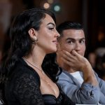 Doslo aj na Ronalda Georgina ukazala zasnubny prsten