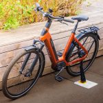 Holandania predstavili stojan na bezkablove nabijanie elektrobicyklov