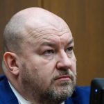 Huliak Snazime sa dostat hazard pod kontrolu