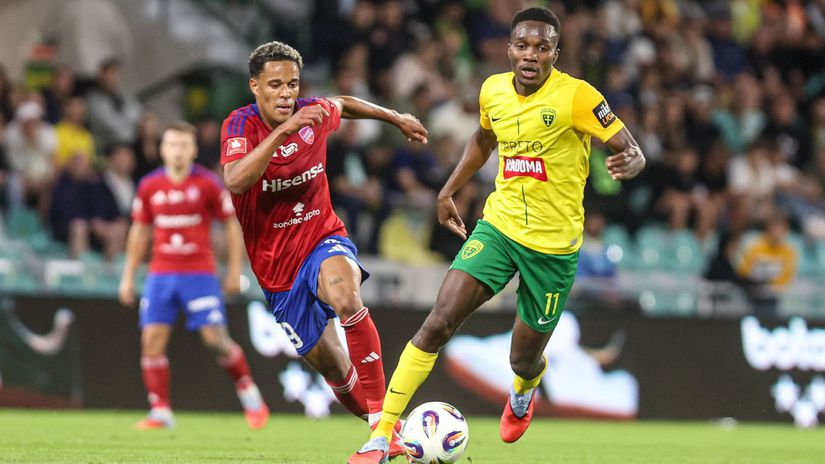 Manazer Ziliny mu dohovaral aby este pockal