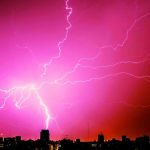 Rekordne dlhy megablesk pretal oblohu nad USA