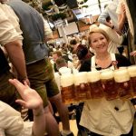 Ticha pivna revolucia na Slovensku Konec lacnych kriglov prichadza cas zazitkov