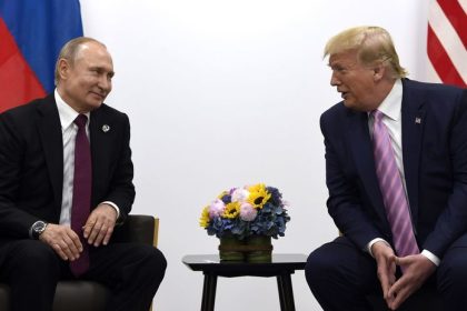 Trump s Putinom sa stretnu na Aljaske