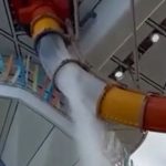 Video zachytilo moment ked tobogan vypadol