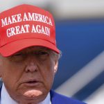 Zmateny Trump Vyhlasil ze v piatok pojde do Ruska