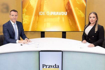 Drucker Ide o pravdu Protesty skol a ferove podmienky