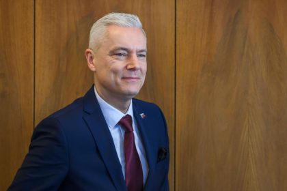 Ferencak ziada kolegov o hlasy pre navrhy