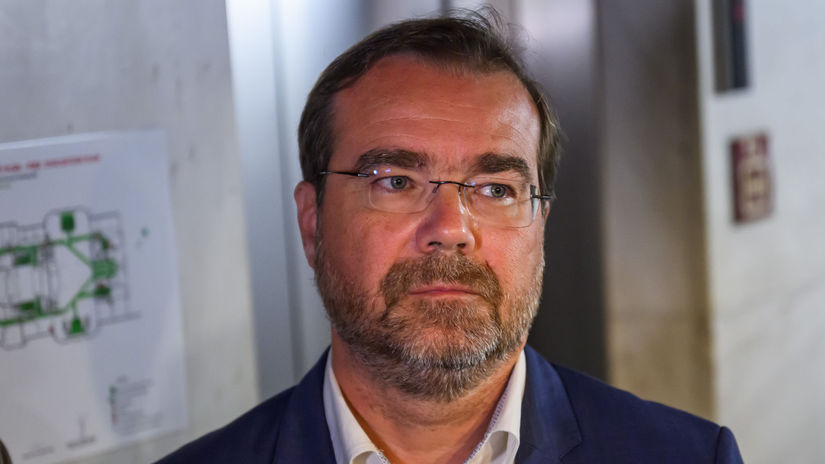 Krajci Chceli sme pomoct kolegom v KDH no chcem ostat v Hnuti Slovensko Prezradil preco zmenil nazor