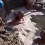 Minuty hrozy Deti uviazli na plazi v pasci