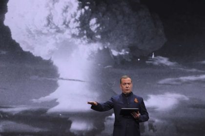 NATO je podla Kremla vo vojne s Ruskom Medvedev Kyjev a dalsi idioti riskuju konflikt