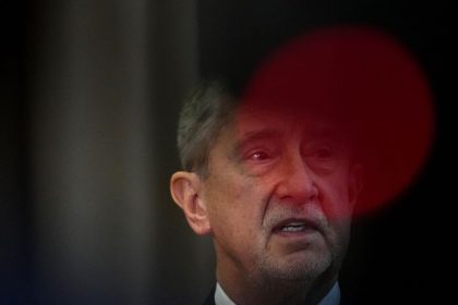 Politolog Babis a Okamura sa mozu stihaniu vyhnut volby rozhodnu o smere Ceska na Zapad ci Vychod