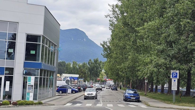 V Ruzomberku zmizla aleja topolov styridsat stromov vyrubali