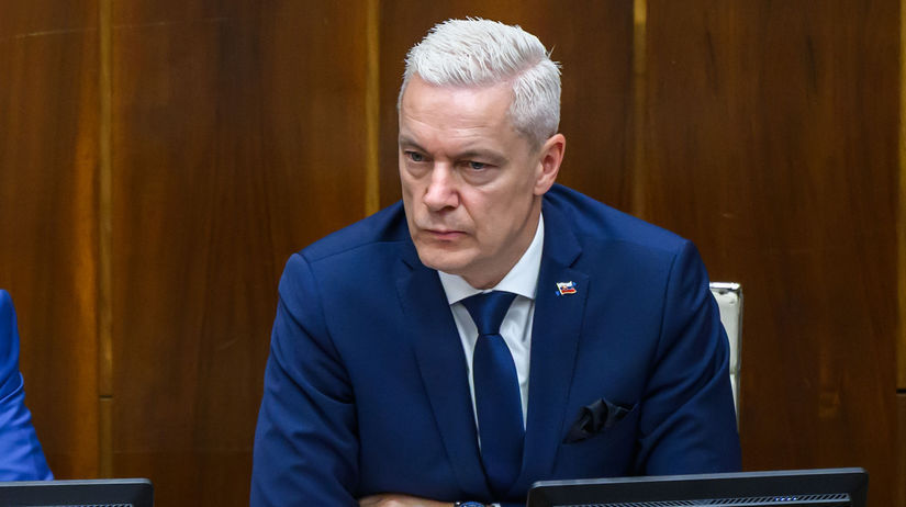 Z koalicie nepodporil konsolidaciu len Ferencak Podla Puciho stratil doveru klubu Hlas