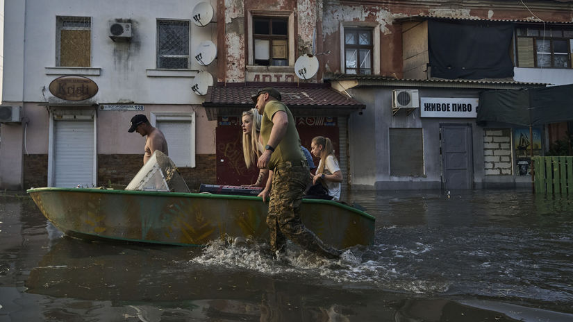 Devat ludi zomrelo pri zaplavach v Odese