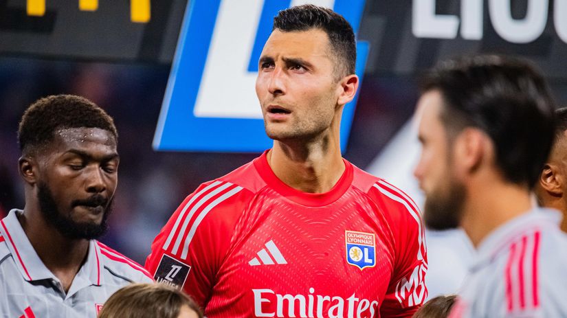 Greif a navrat do reprezentacie Hamsik napisal brankarovi Lyonu len tri vety