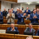 Holandsky parlament ziada zalobu na Slovensko pre novelu Ustavy