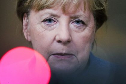 Najskodlivejsia nemecka politicka storocia europski politici vracaju uder Merkelovej