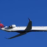 Skoro 200 ludi na palubach zrazili sa dve lietadla