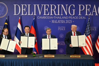 Trump na azijskom summite podpisal dohody a sprostredkoval mier