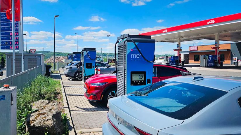 ADAC Nabijacky maju co dohanat oproti benzinkam su spartansky vybavene