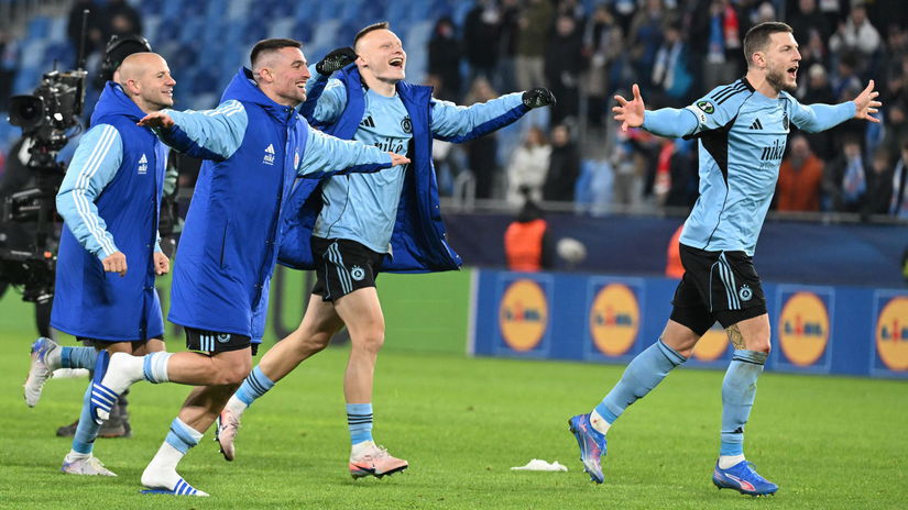 Dvanastminutove hrobove ticho na Slovane