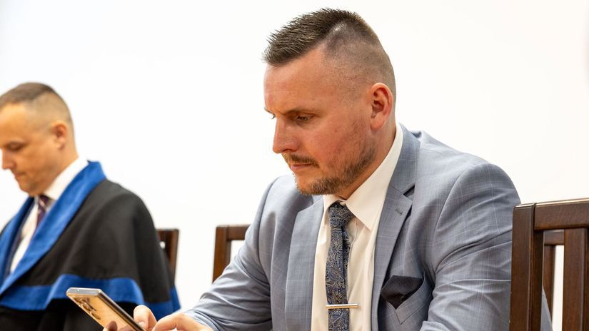 Extremista Bombic ostava vo vazbe ustavny sud mu zamietol staznosti