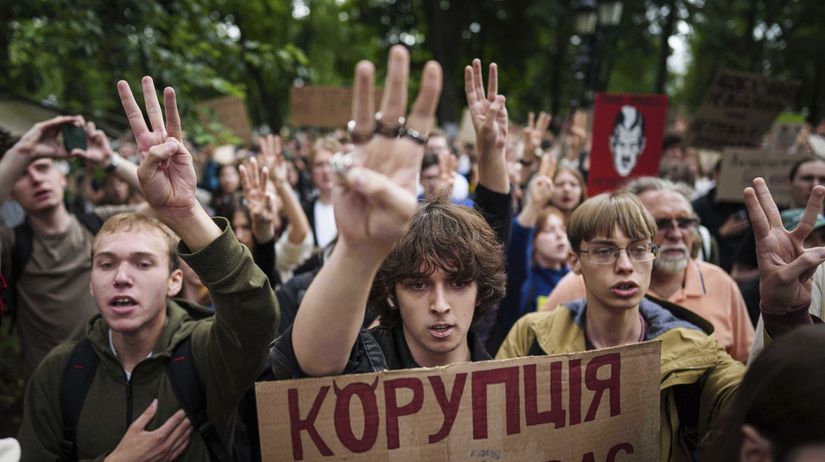 Korupcny skandal v Kyjeve narasta vicepremier obohateny o miliony