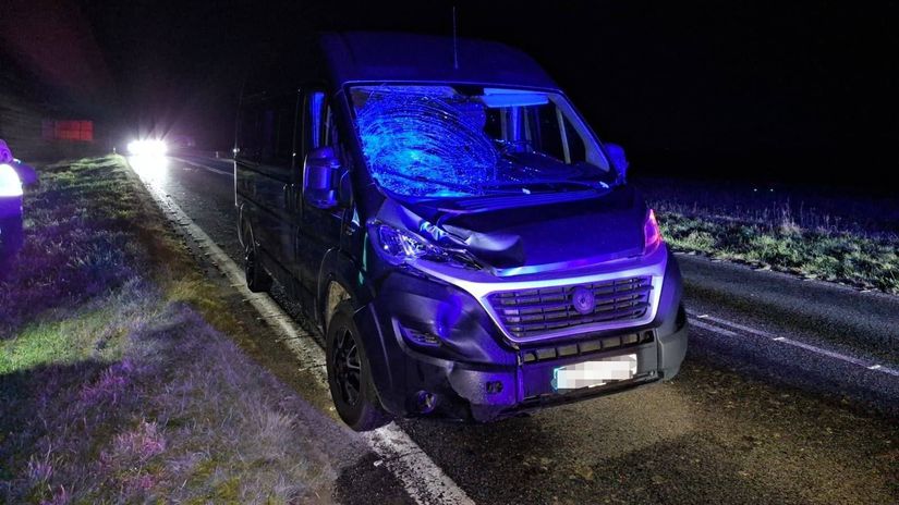 Pri nehodach na Spisi zomreli dvaja chodci zena pri Senci