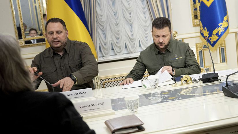 Razia u Zelenskeho pravej ruky Jermak a miliardovy podvod