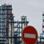 Rok do konca dodavok ruskej ropy najhorsi scenar