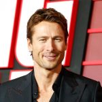 Schwarzenegger kedysi sklamal teraz je tu Glen Powell