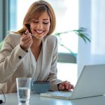 Tento typ prace neskodi len chrbtici ale aj cievam