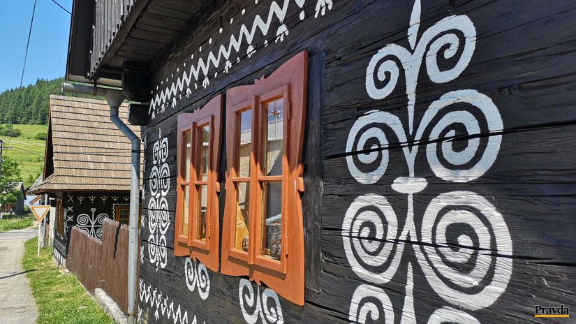 Turnikety v obci Simkovicovej rezort pomaha Cicmanom kritizuje znama sperkarka