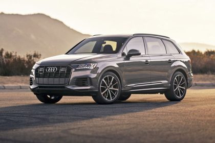 Vyhralo Porsche Sutaj Estok kupuje 30 SUV pre ochranku