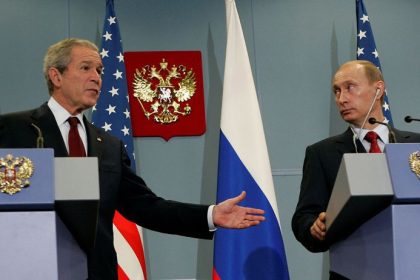 Co povedal Putin Bushovi Spochybnil Ukrajinsku celistvost a bol za komunizmus