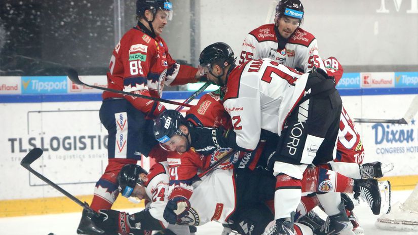 Koniec serie styroch prehier Zvolen dominoval v derby Liptaci uspeli na nulu