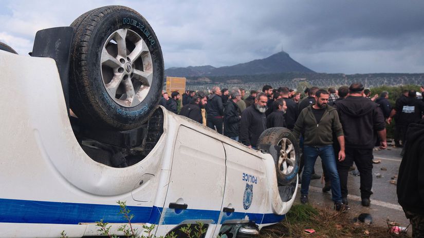 Neustupime Farmari zablokovali pristav Volos vlada rokovala