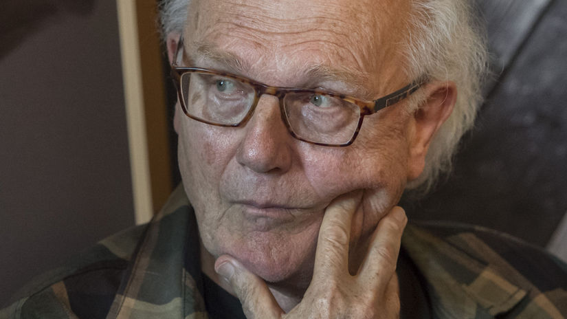 Odisiel majster slovenskej rezie Peter Mikulik