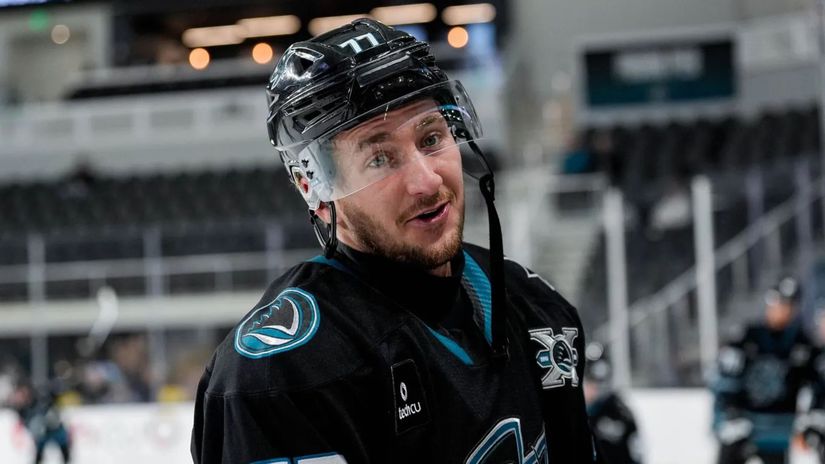 Paradna premiera Regendu v novom drese navrat do NHL vylepsil golom Nemec a Dvorsky prekonali osobne rekordy