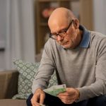 Slovensko nezvlada ani nizke dochodky system sa ruca